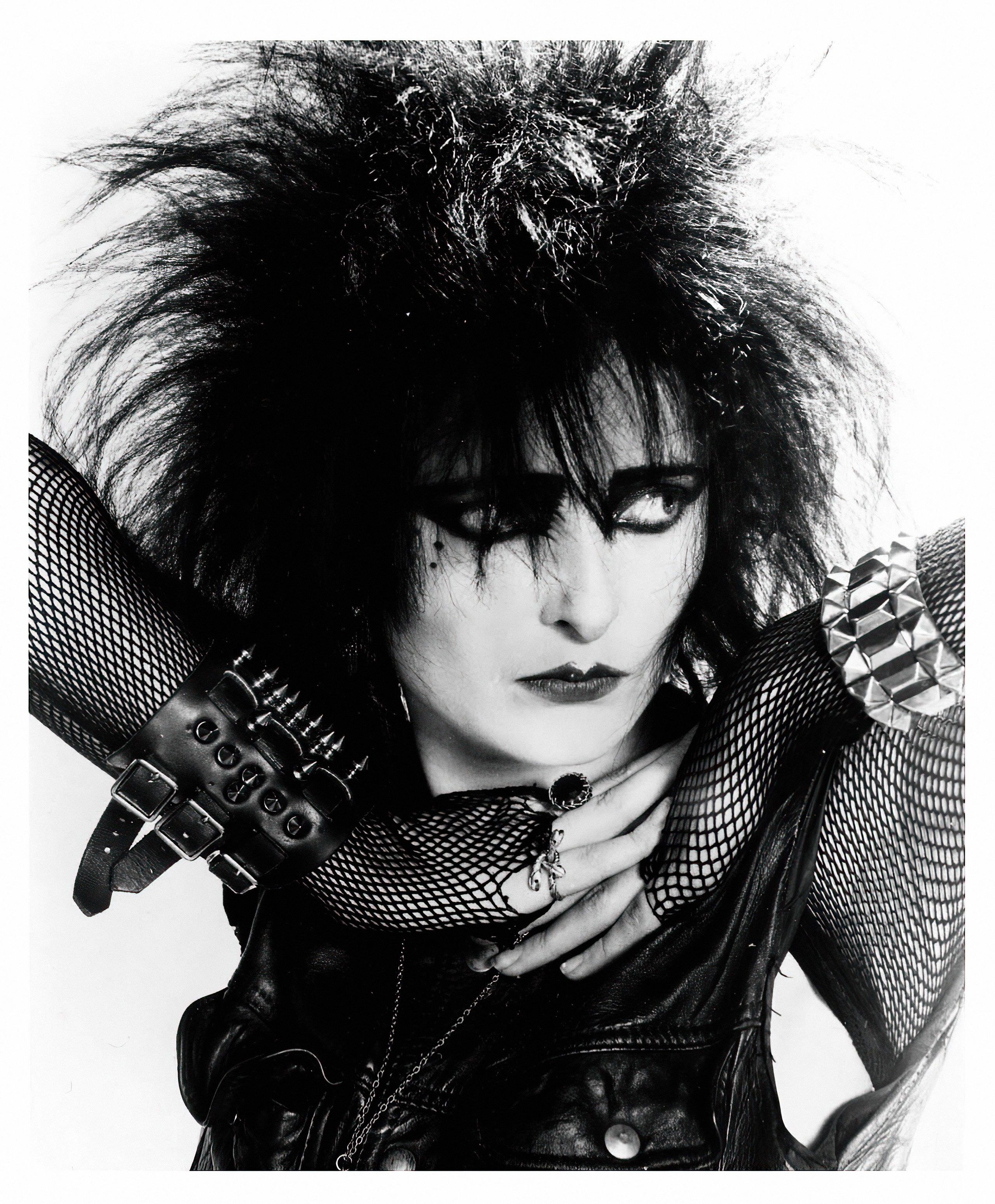 8 styles that defined power dressing in the 1980s | National Museums  Liverpool